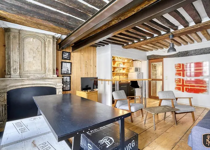 Charming In Hyper Center Διαμέρισμα *